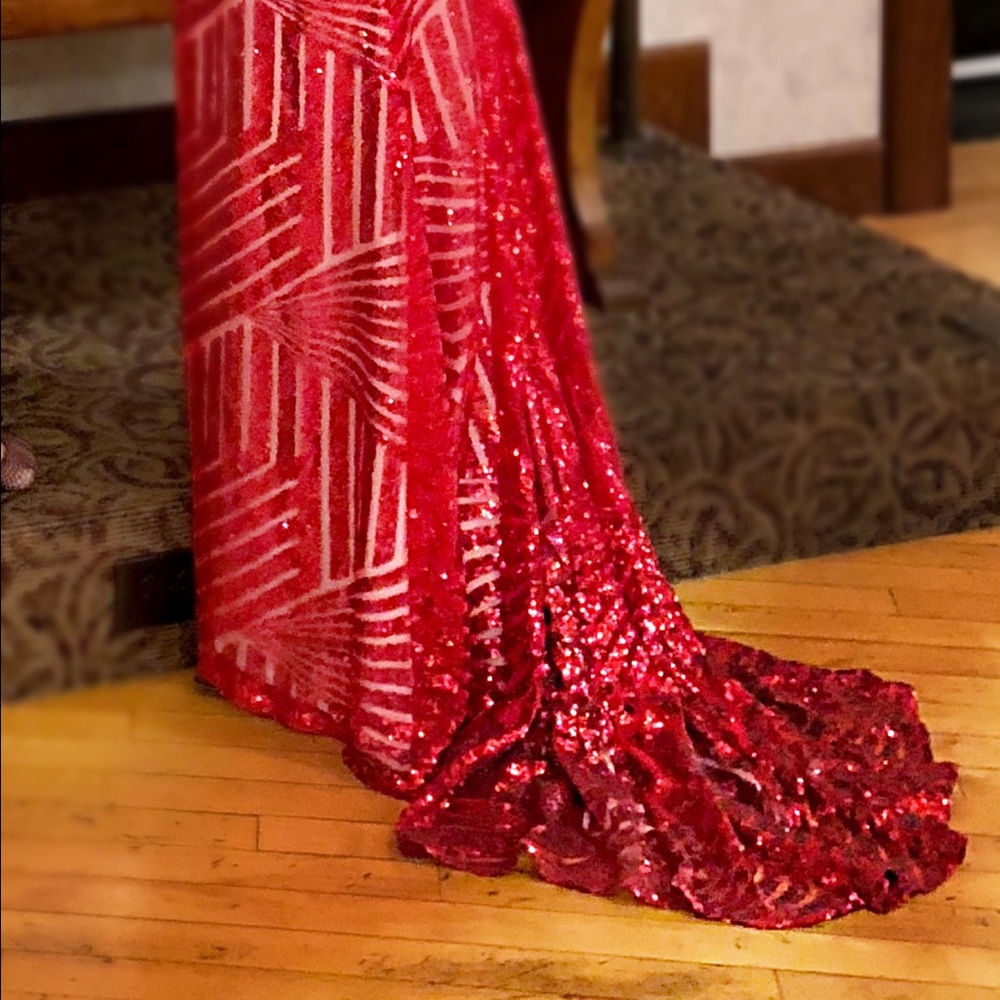 Red Sequin Geometric Patterned Formal Evening Gow… - image 3